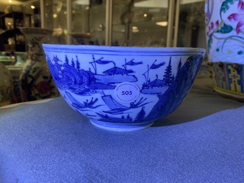 Un bol en porcelaine de Chine en bleu et blanc &agrave; d&eacute;cor d'un paysage, Wanli